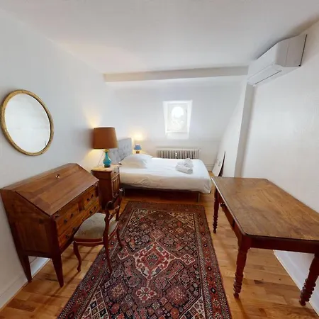 145m² Center 4 Bedrooms View Of The Cathedral