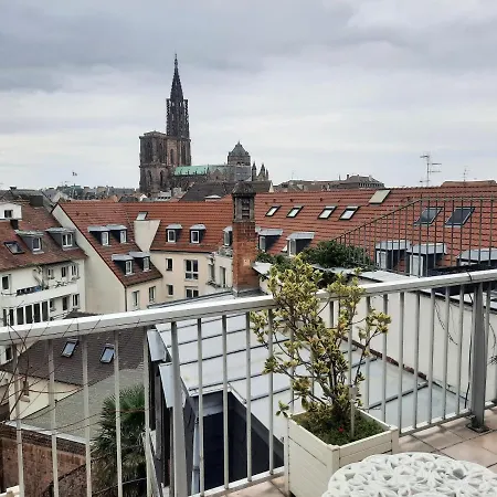 145m² Center 4 Bedrooms View Of The Cathedral Daire *