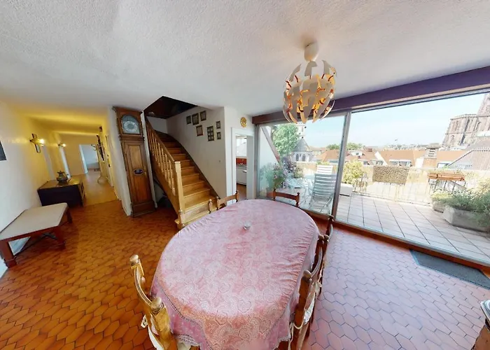 145m² Center 4 Bedrooms View Of The Cathedral *