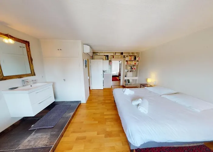 145m² Center 4 Bedrooms View Of The Cathedral Appartamento